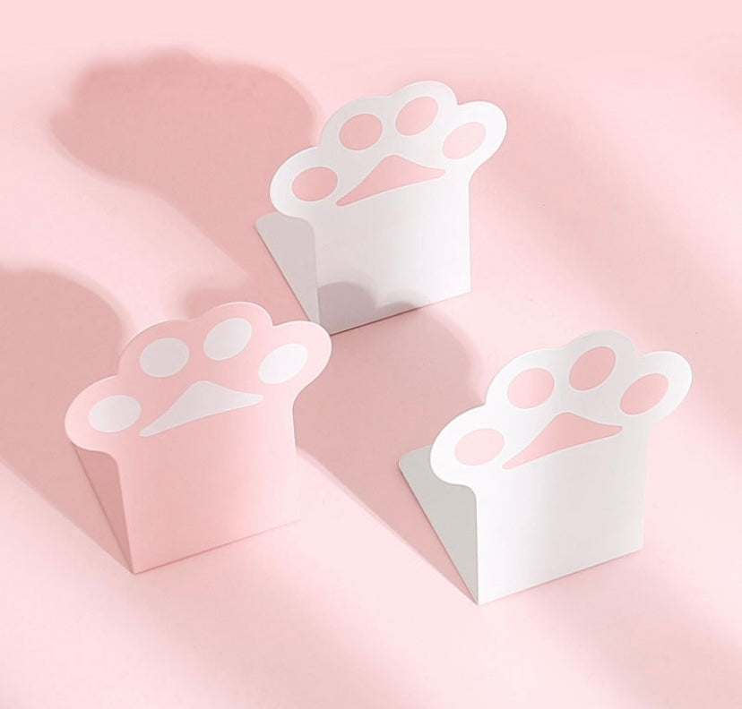 Cute Cat Paw Book Stand - Adorable Organizer for Your Books
